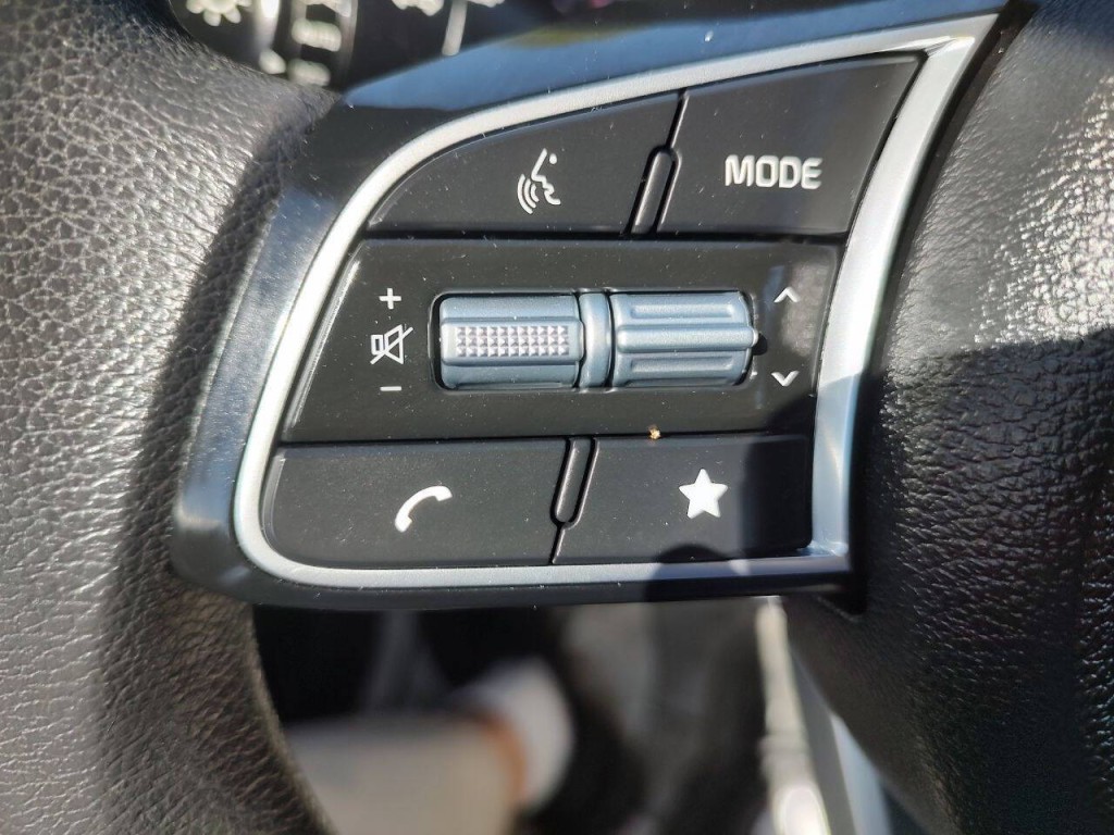 2024 Kia Forte Image 38