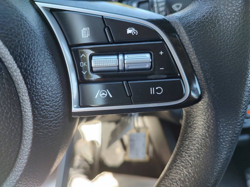 2024 Kia Forte Image 39