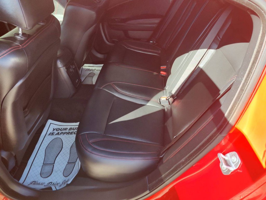 2021 Dodge Charger Image 25
