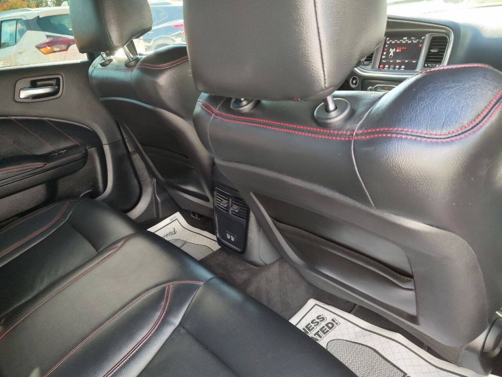 2021 Dodge Charger Image 32