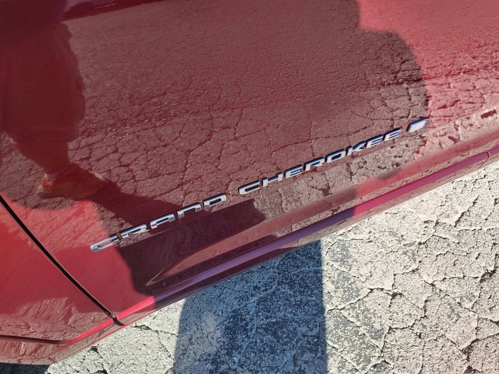 2021 Jeep Grand Cherokee Image 11