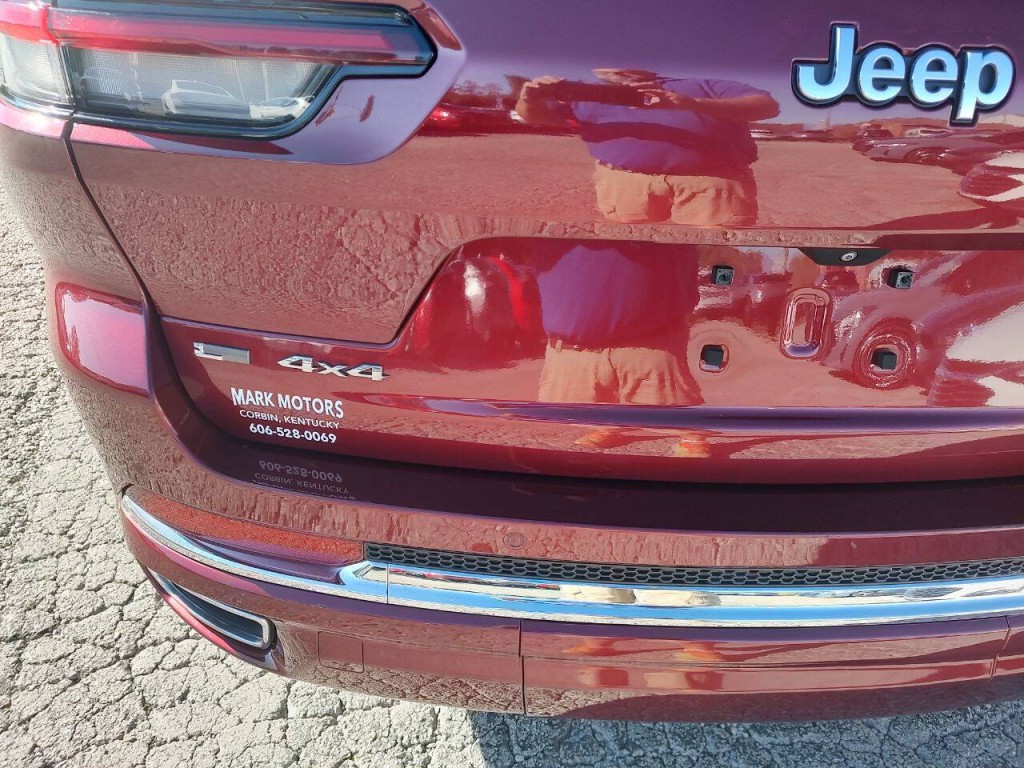 2021 Jeep Grand Cherokee Image 16