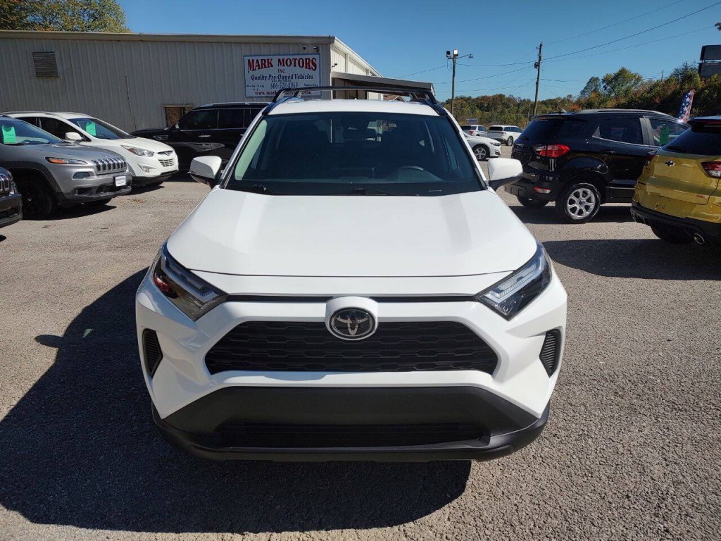 2024 Toyota Rav4 Image 4