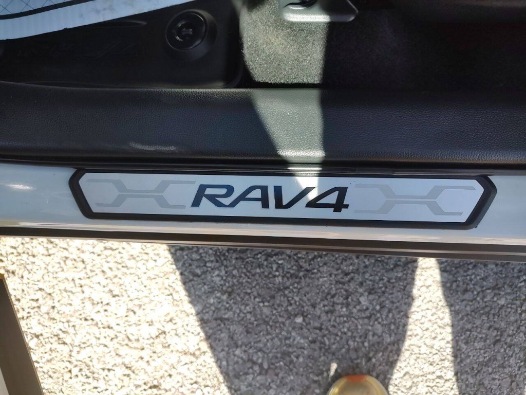2024 Toyota Rav4 Image 22