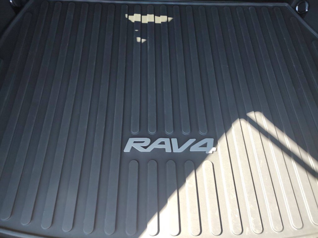 2024 Toyota Rav4 Image 32