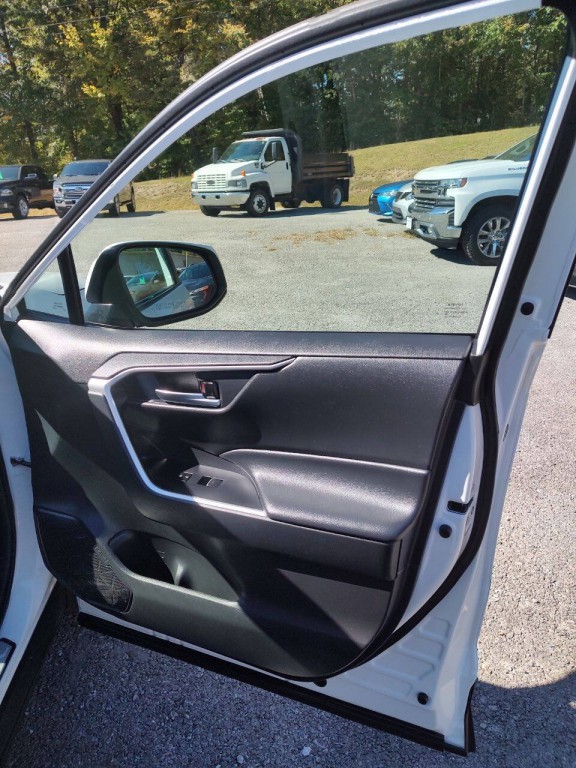 2024 Toyota Rav4 Image 42