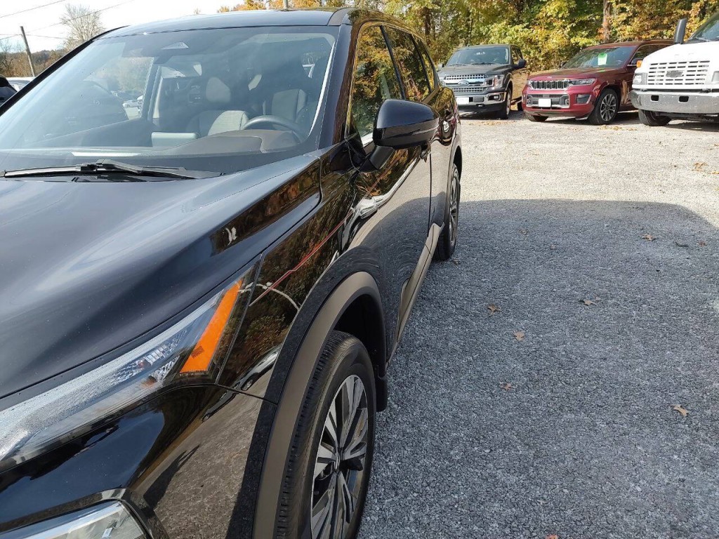 2021 Nissan Rogue Image 12