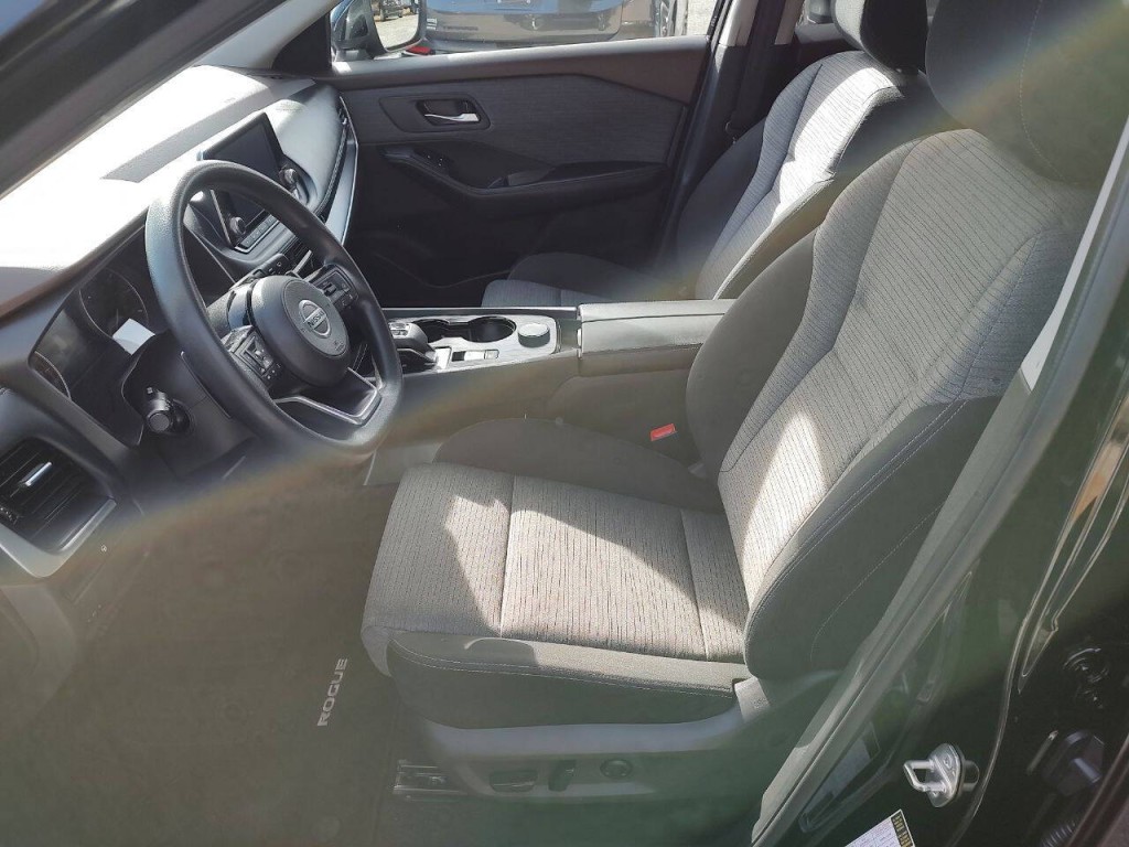 2021 Nissan Rogue Image 16