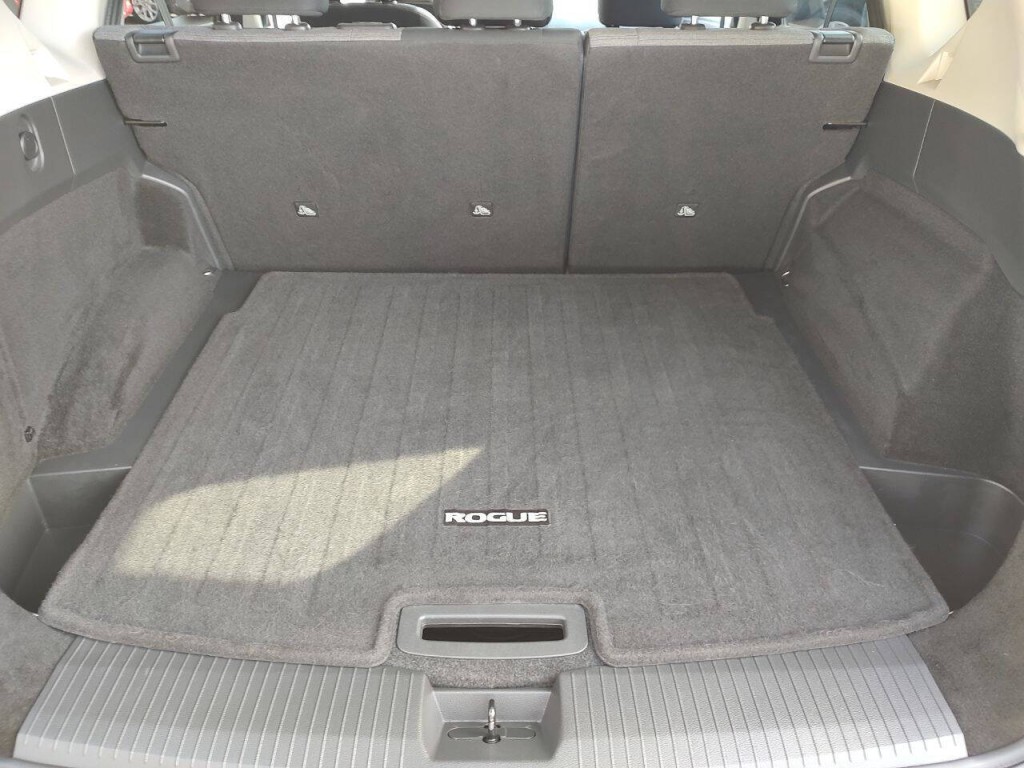 2021 Nissan Rogue Image 30