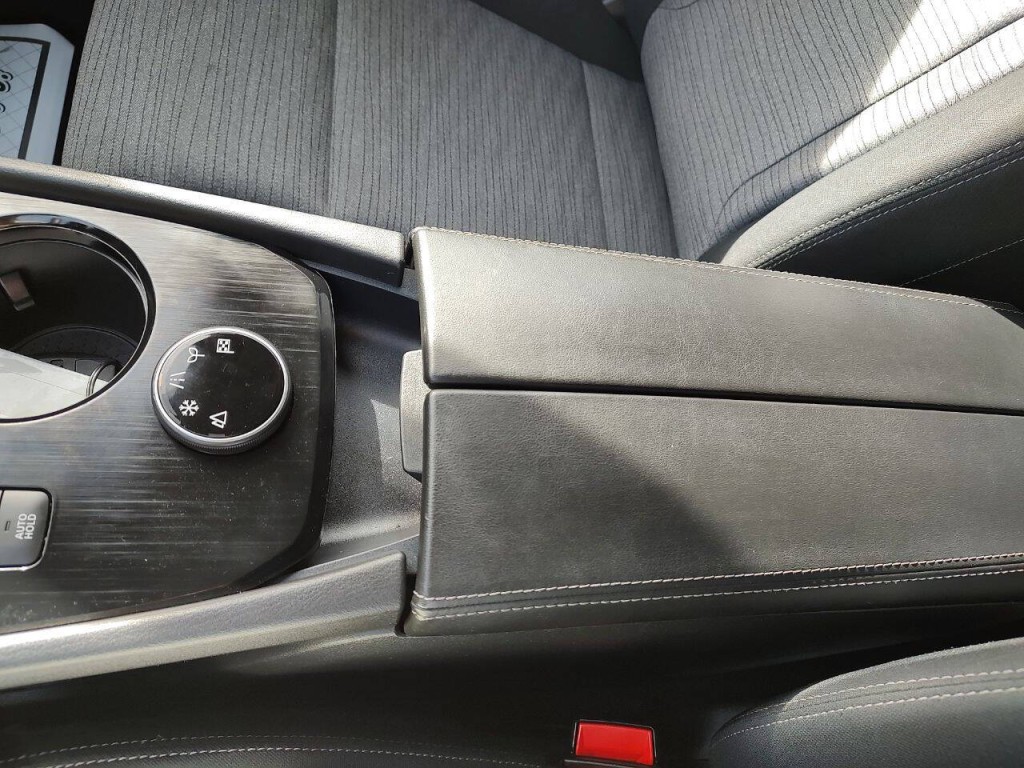 2021 Nissan Rogue Image 42