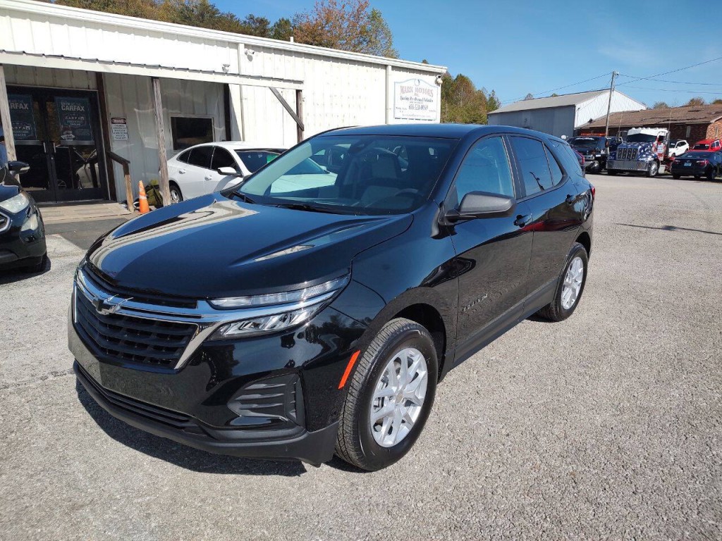 2023 Chevrolet Equinox Image 2