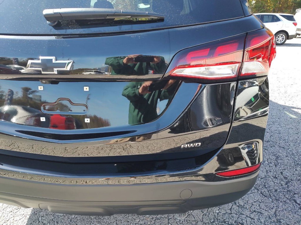 2023 Chevrolet Equinox Image 17