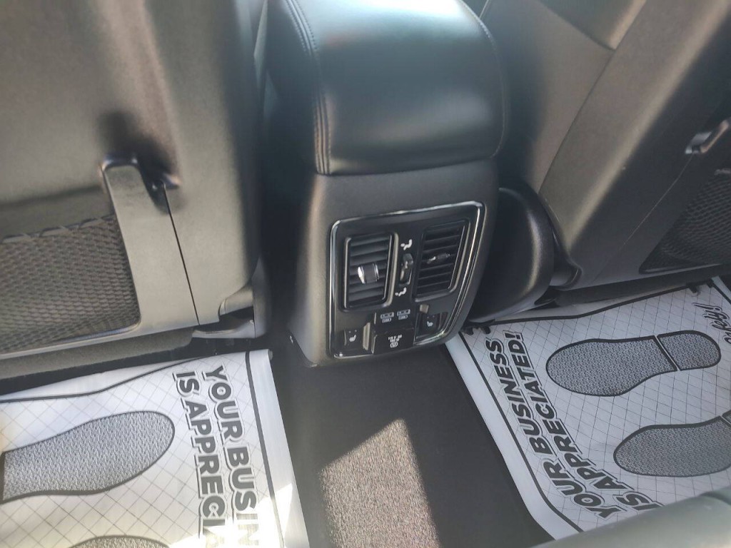 2021 Jeep Grand Cherokee Image 25