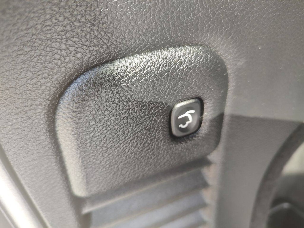 2021 Jeep Grand Cherokee Image 32