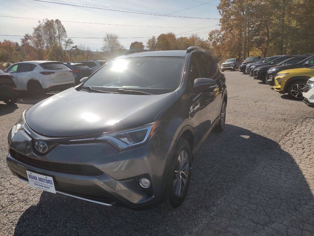 2016 Toyota Rav4 Image 2