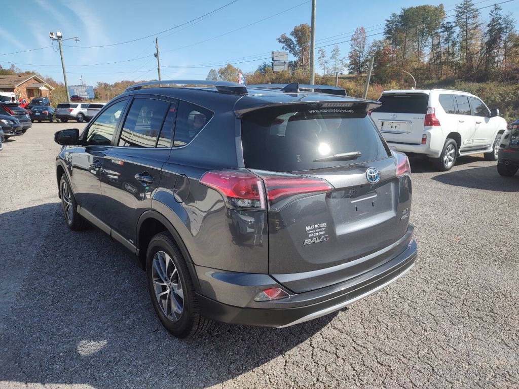 2016 Toyota Rav4 Image 8