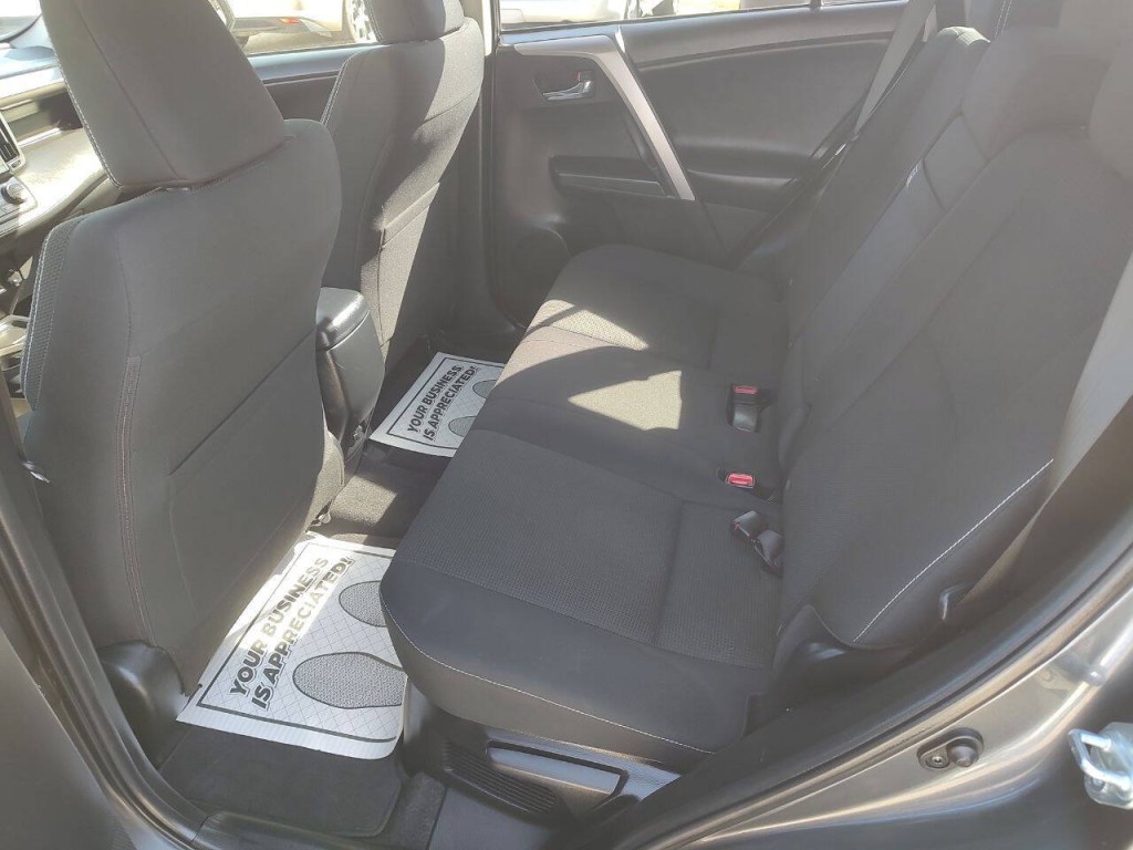 2016 Toyota Rav4 Image 18