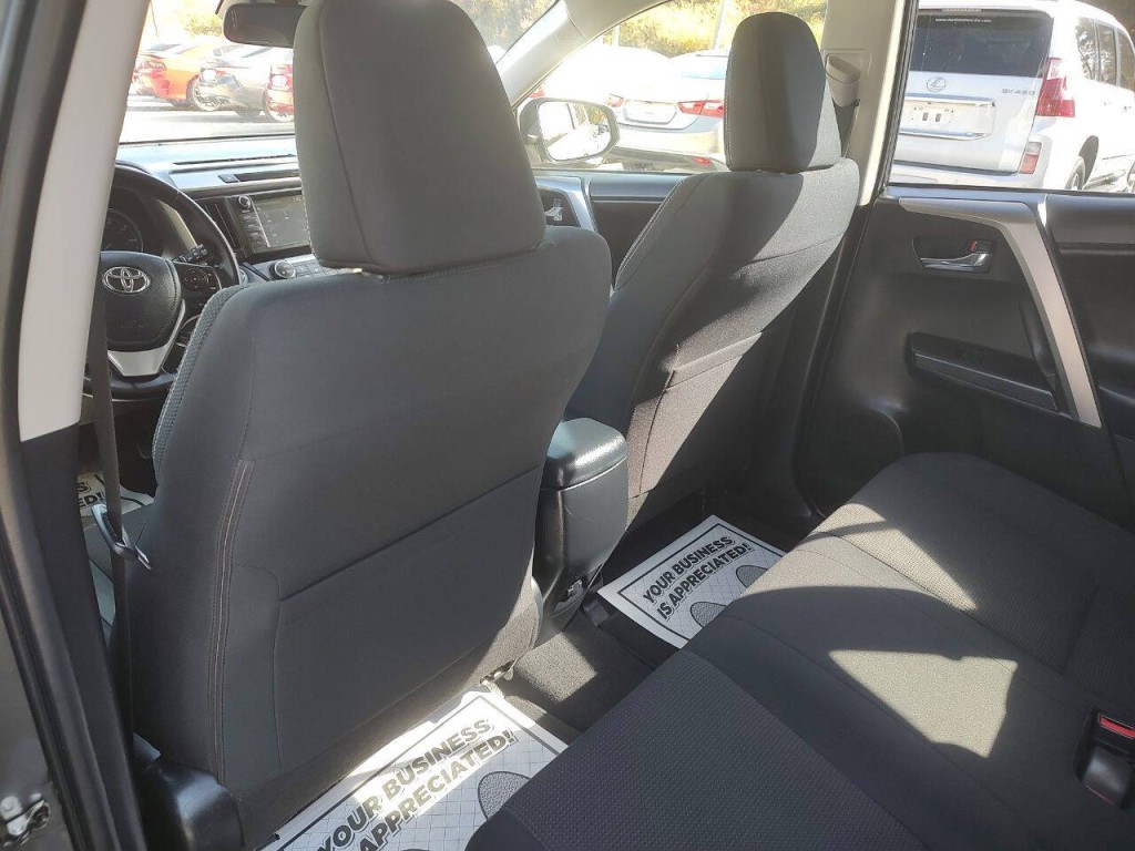 2016 Toyota Rav4 Image 19