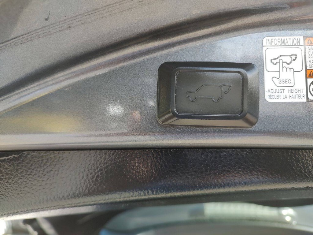 2016 Toyota Rav4 Image 22