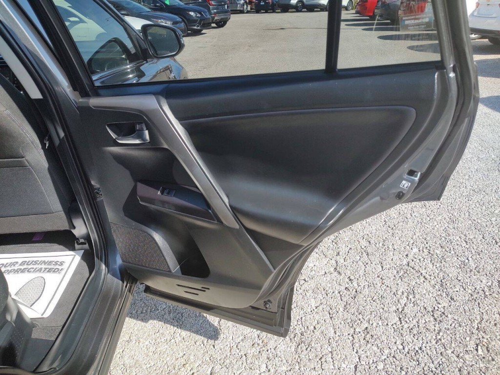 2016 Toyota Rav4 Image 26