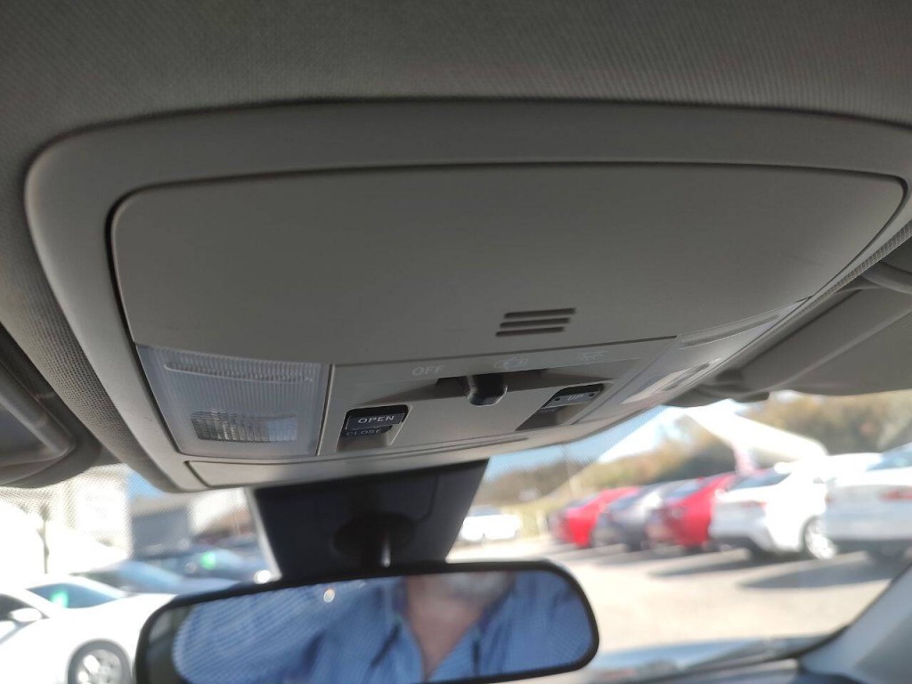 2016 Toyota Rav4 Image 30