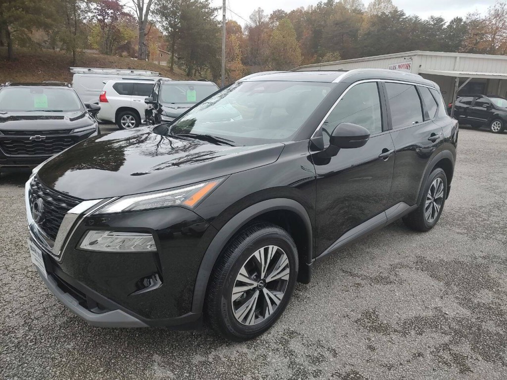 2023 Nissan Rogue Image 2