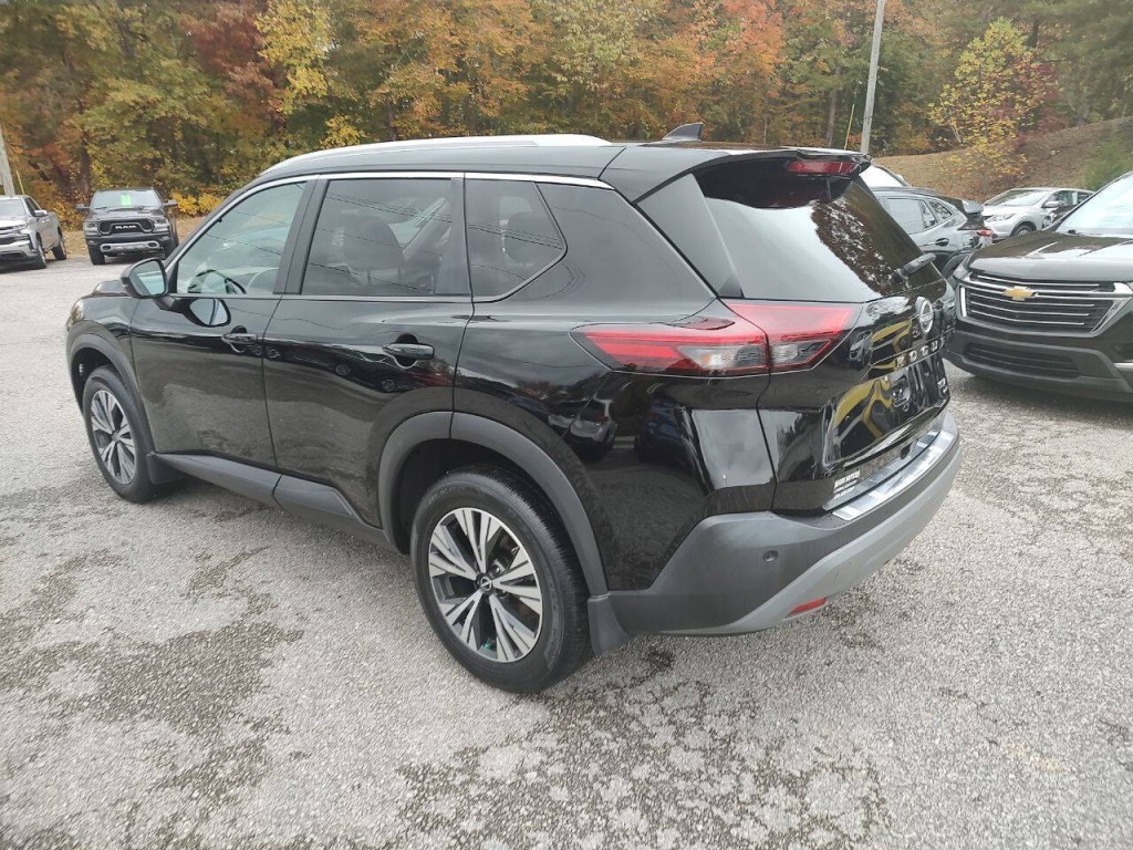 2023 Nissan Rogue Image 8