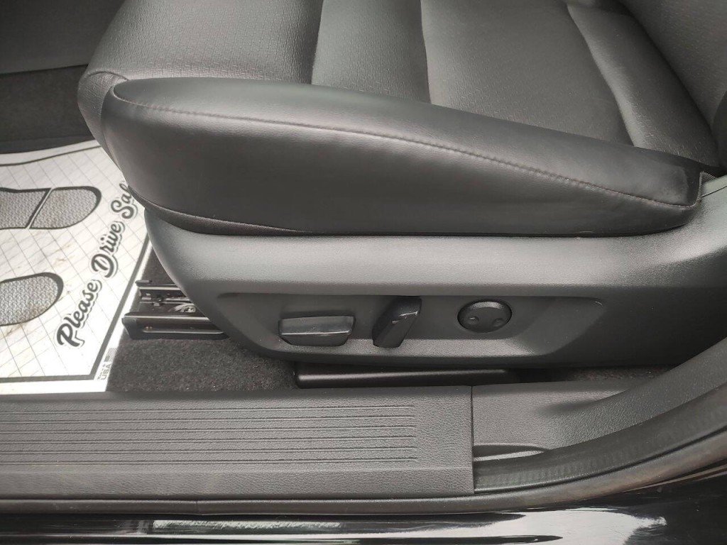 2023 Nissan Rogue Image 12