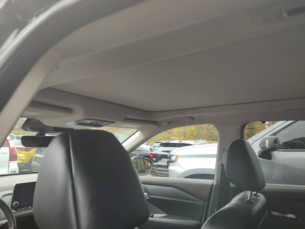 2023 Nissan Rogue Image 19