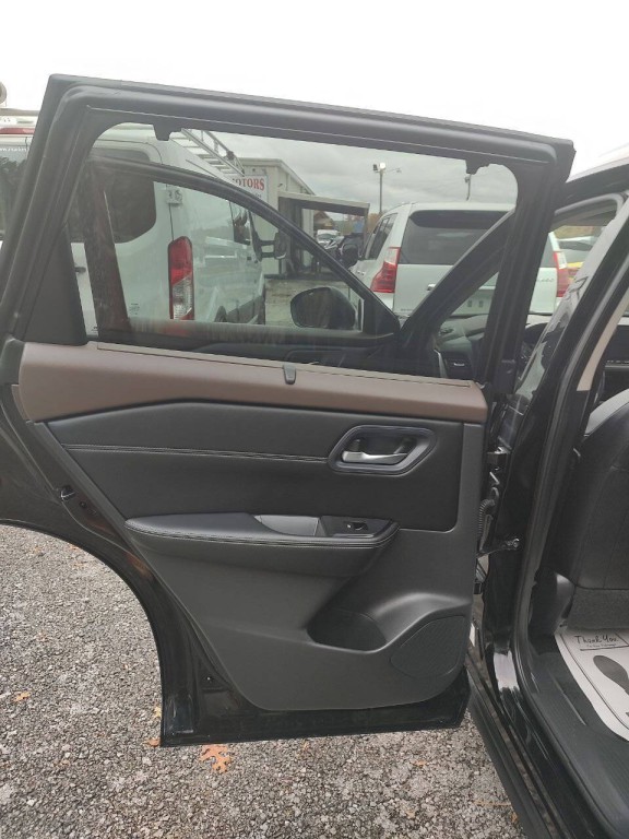 2023 Nissan Rogue Image 25