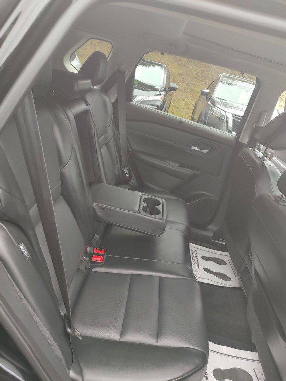 2023 Nissan Rogue Image 36