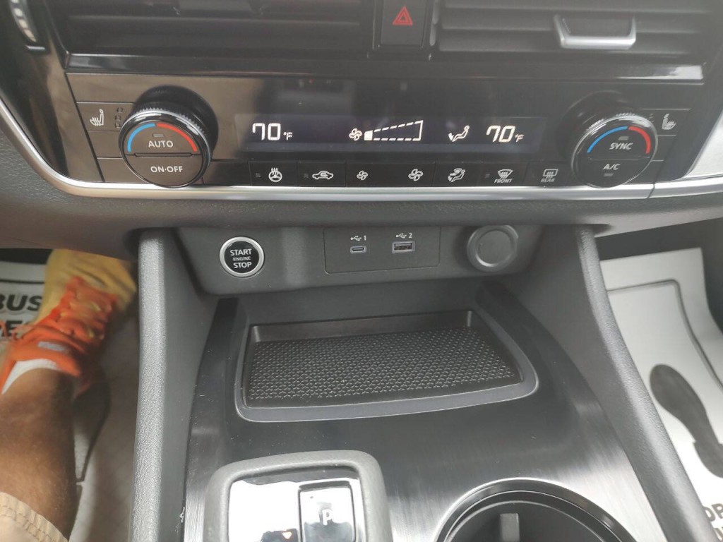 2023 Nissan Rogue Image 45