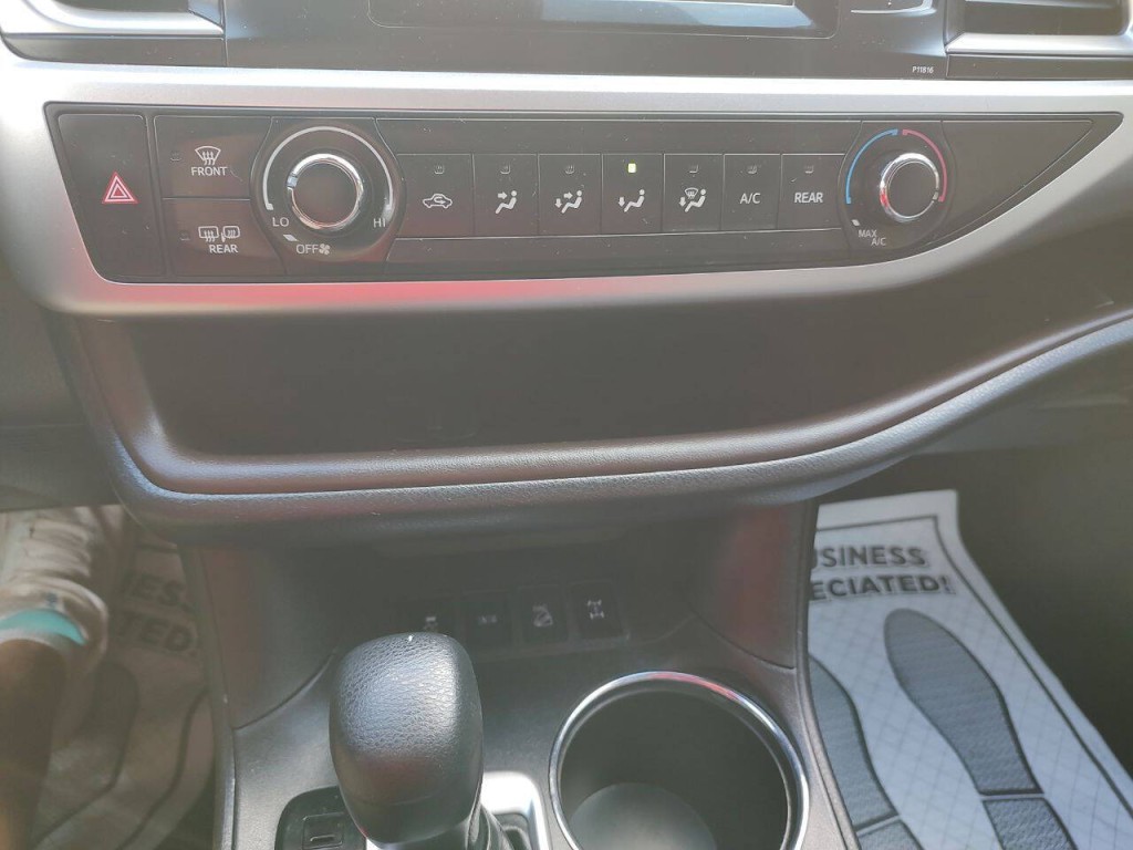 2019 Toyota Highlander Image 40