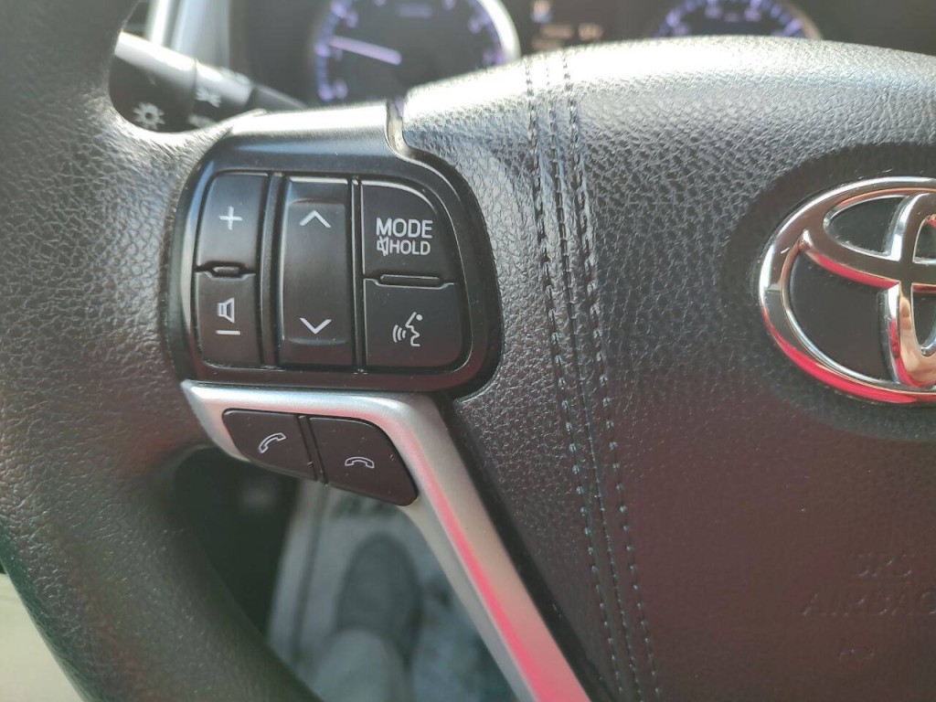 2019 Toyota Highlander Image 53