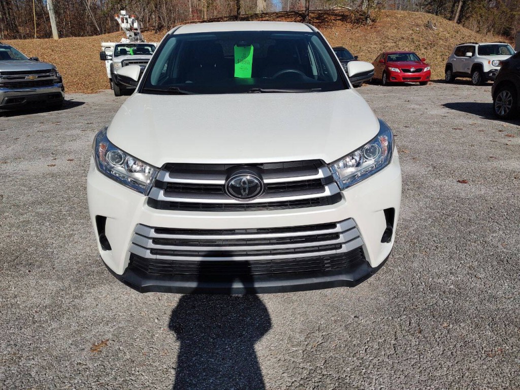 2019 Toyota Highlander Image 3