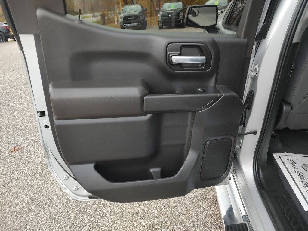 2022 Chevrolet Silverado 1500 Image 28
