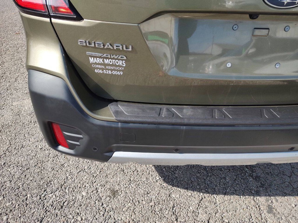 2021 Subaru Outback Image 17