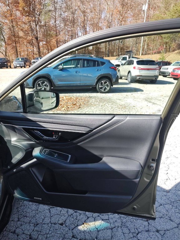 2021 Subaru Outback Image 44