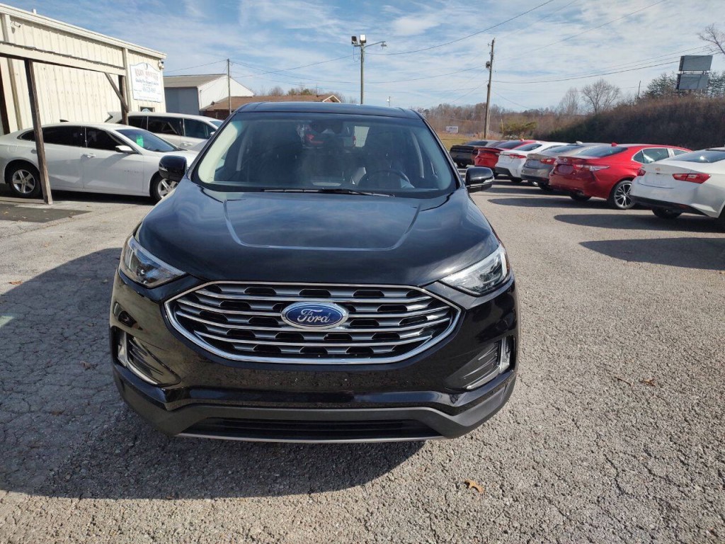 2022 Ford Edge Image 4