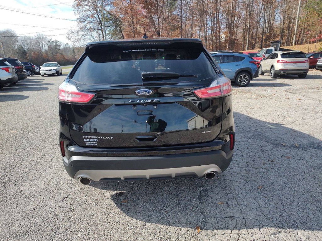 2022 Ford Edge Image 8