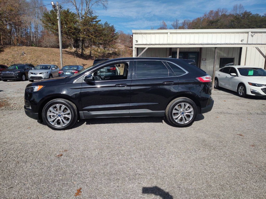 2022 Ford Edge Image 10