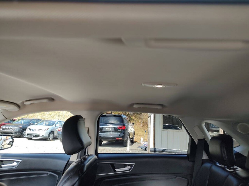 2022 Ford Edge Image 24