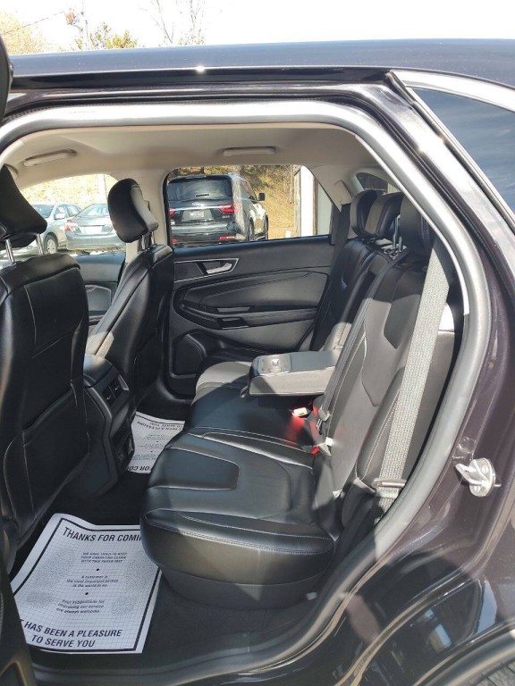 2022 Ford Edge Image 29