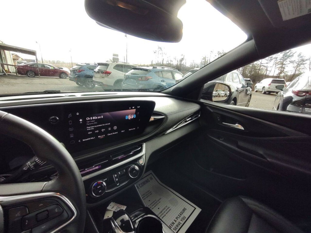 2024 Buick Envista Image 32