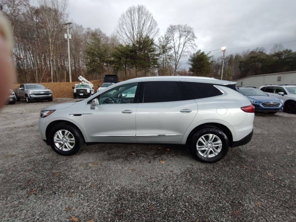 2020 Buick Enclave Image 8