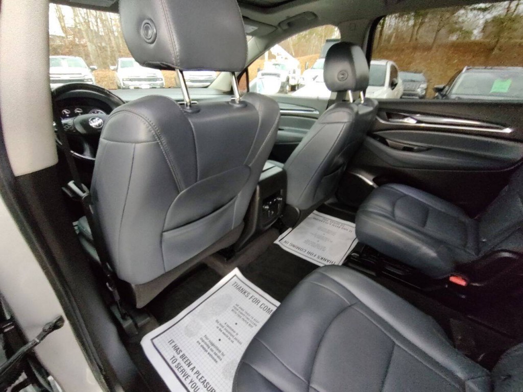 2020 Buick Enclave Image 22