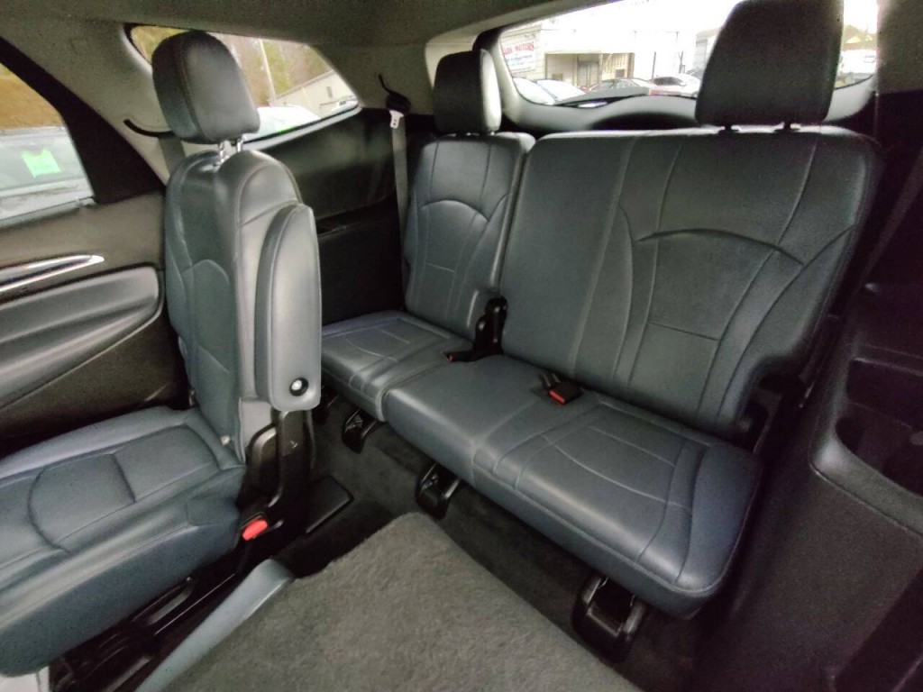 2020 Buick Enclave Image 25