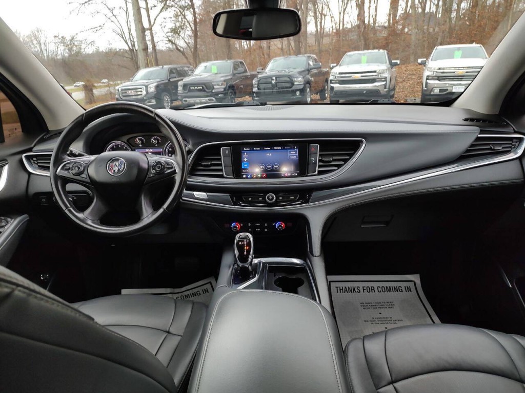 2020 Buick Enclave Image 40