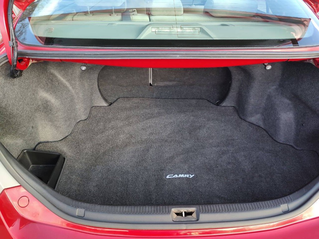 2011 Toyota Camry Image 22