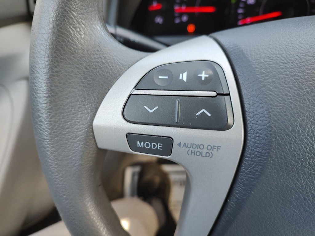 2011 Toyota Camry Image 37